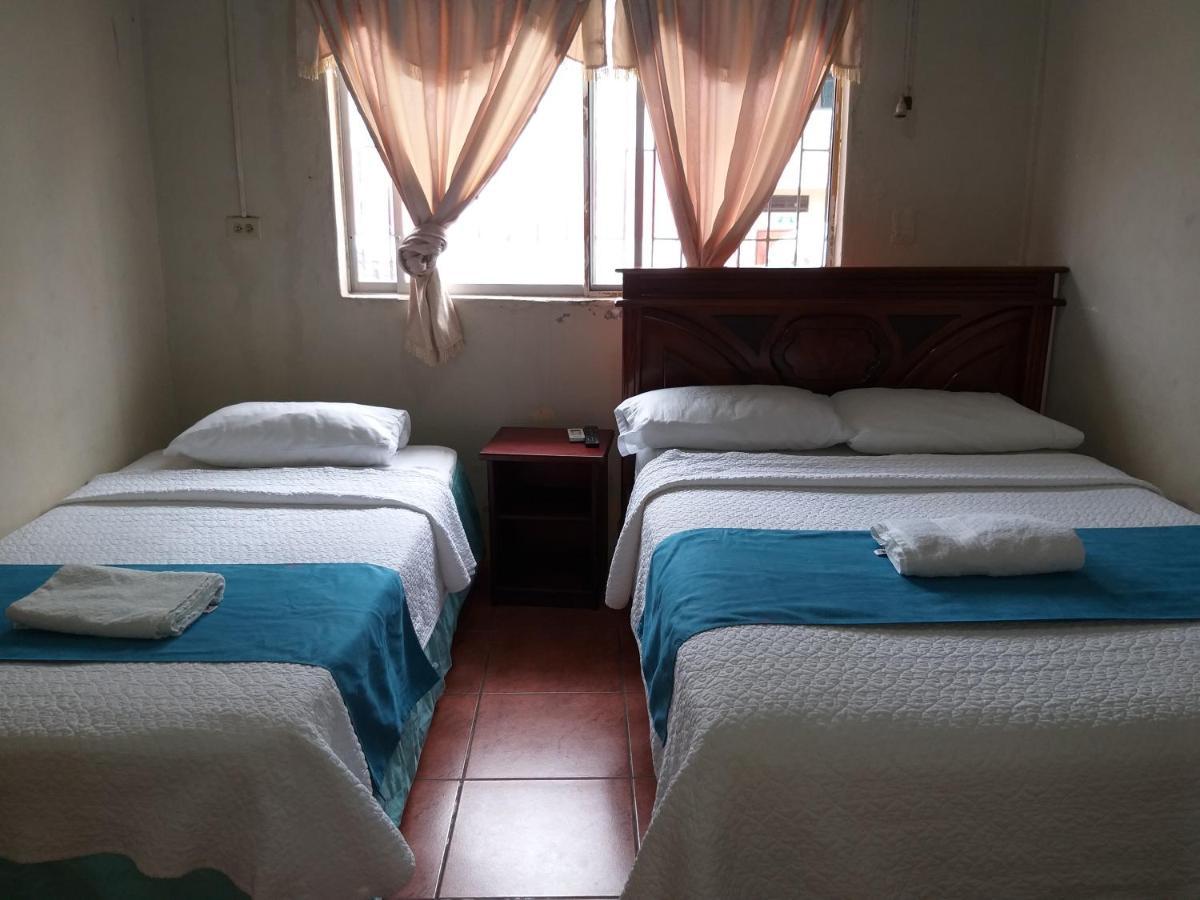 Hostal Miconia Puerto Ayora  Ngoại thất bức ảnh