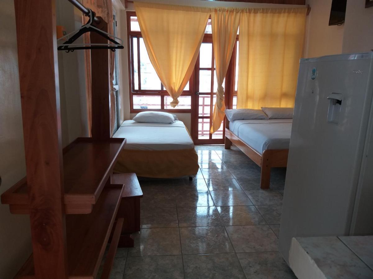 Hostal Miconia Puerto Ayora  Phòng bức ảnh