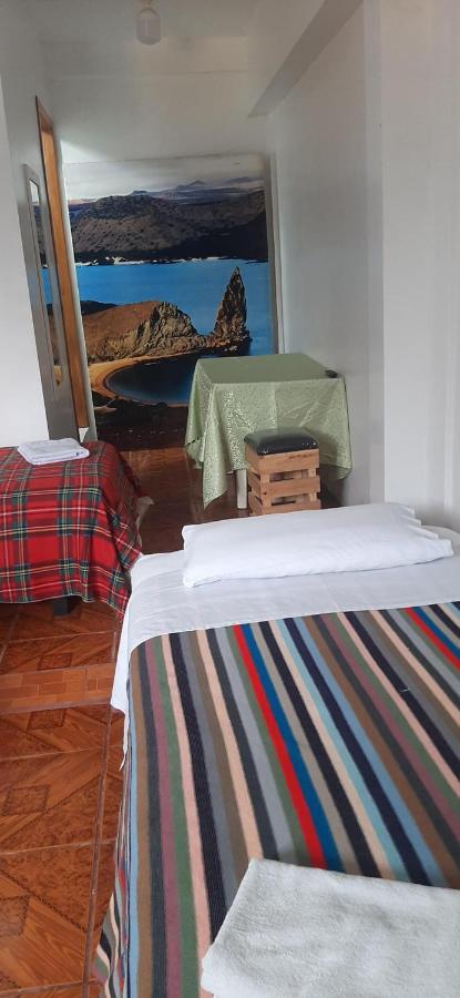 Hostal Miconia Puerto Ayora  Ngoại thất bức ảnh