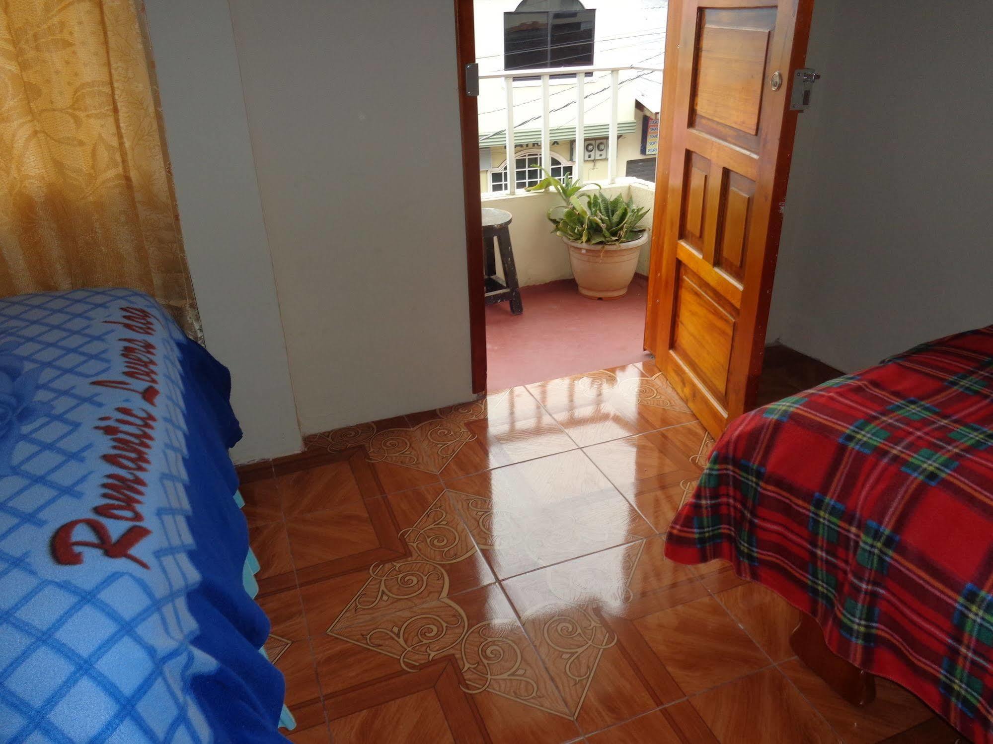 Hostal Miconia Puerto Ayora  Ngoại thất bức ảnh