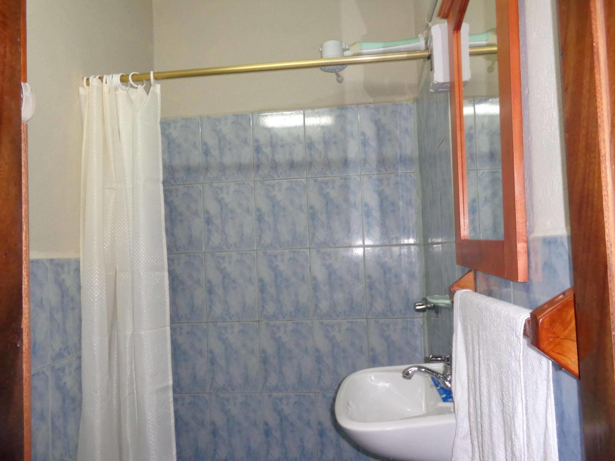 Hostal Miconia Puerto Ayora  Ngoại thất bức ảnh
