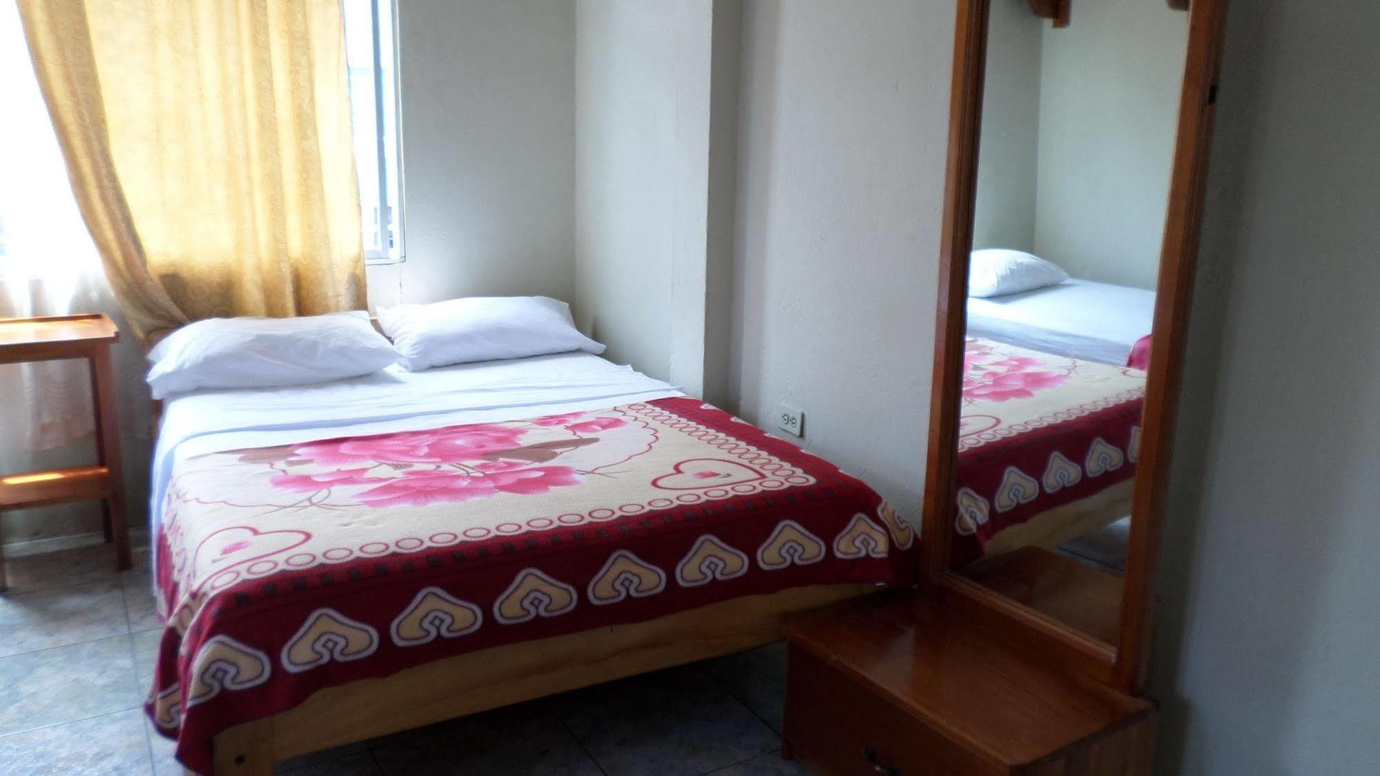Hostal Miconia Puerto Ayora  Ngoại thất bức ảnh